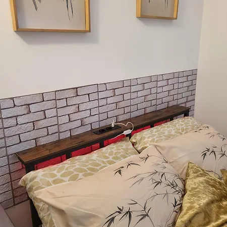 Portasusa Minihouse * Torino